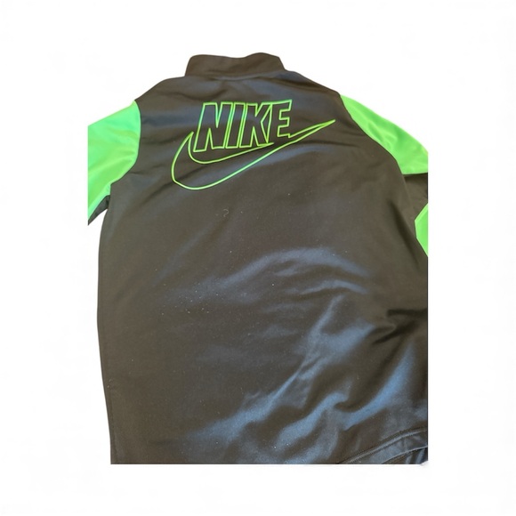 Nike Black and Neon Green youth unisex size XL unisex Athletic Set - Picture 4 of 9